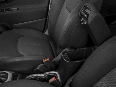 2017 Jeep Renegade Altitude FWD