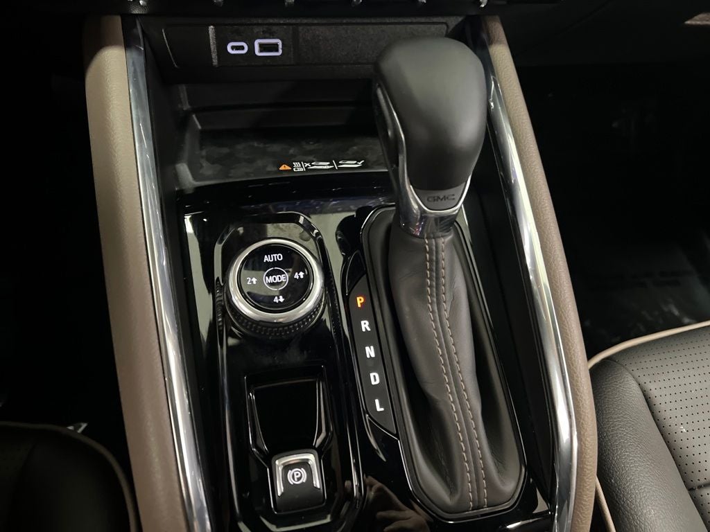 2025 GMC Canyon Denali