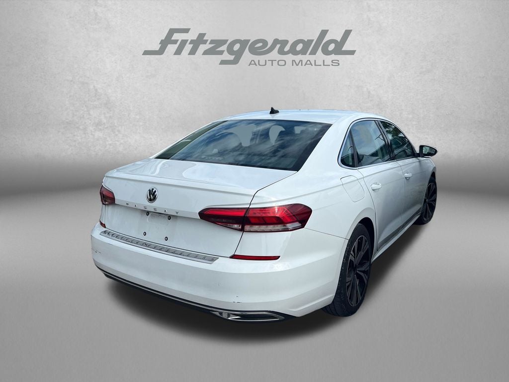 2022 Volkswagen Passat 2.0T SE