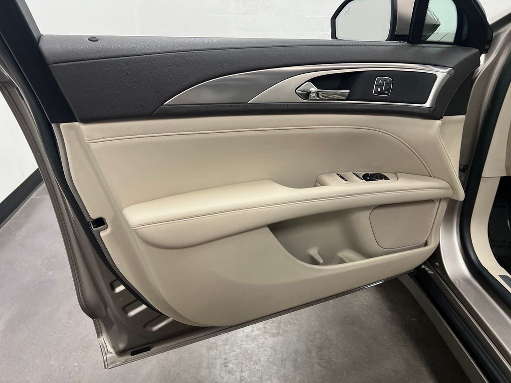 2020 Lincoln MKZ Standard