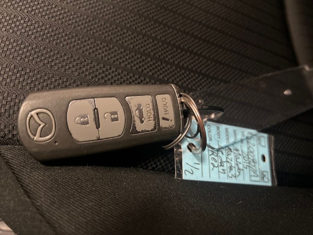 2015 Mazda Mazda3 i Sport