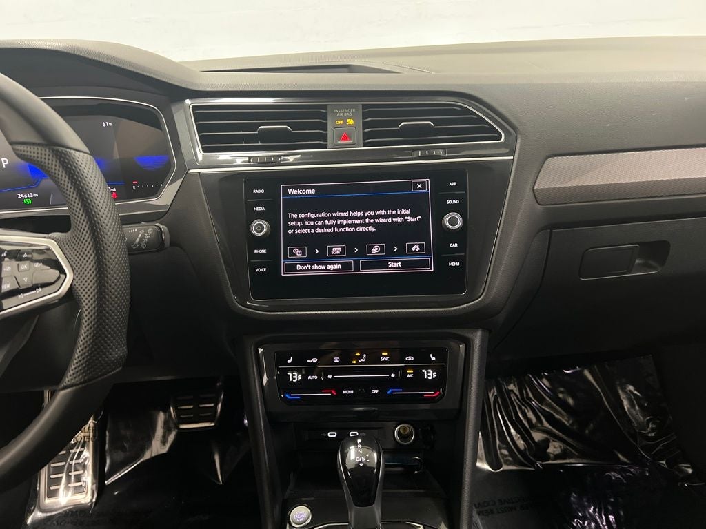 2023 Volkswagen Tiguan 2.0T SE R-Line Black