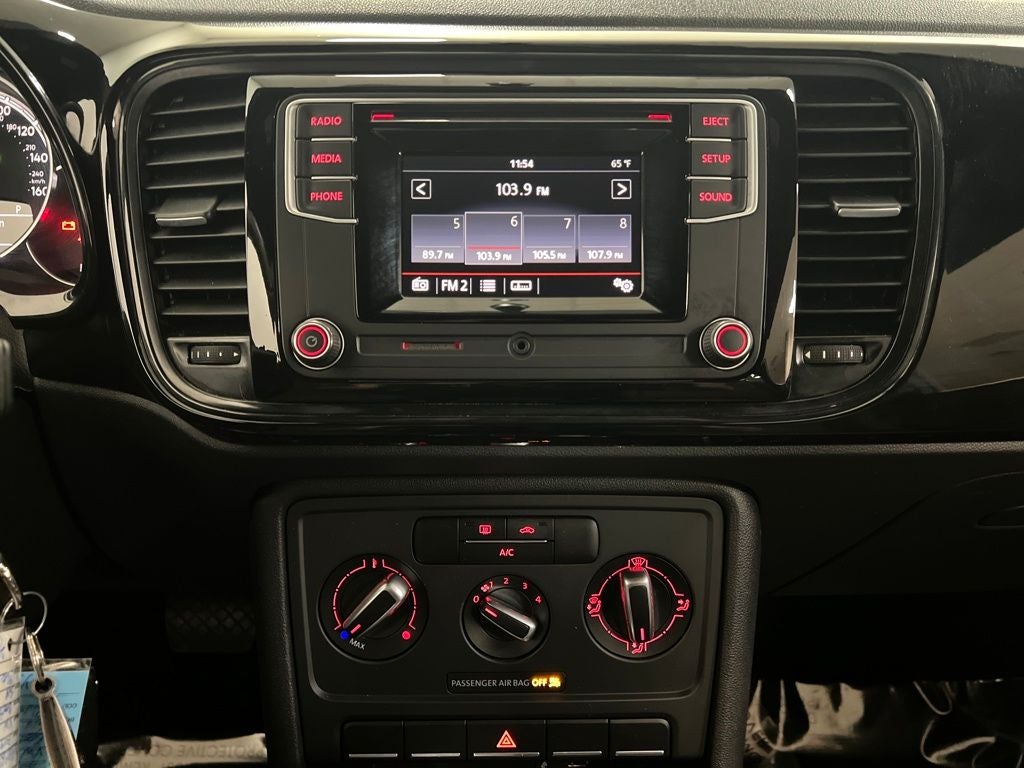 2019 Volkswagen Beetle 2.0T S