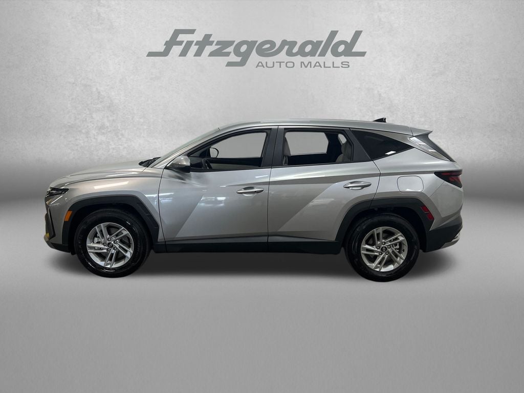 2025 Hyundai Tucson SE