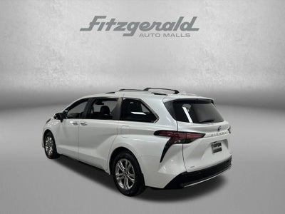 2022 Toyota Sienna Platinum 7 Passenger