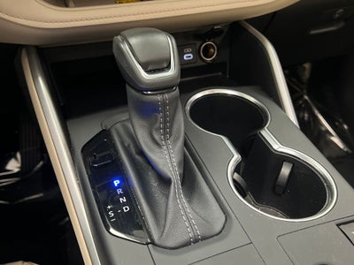 2025 Toyota Highlander Hybrid XLE