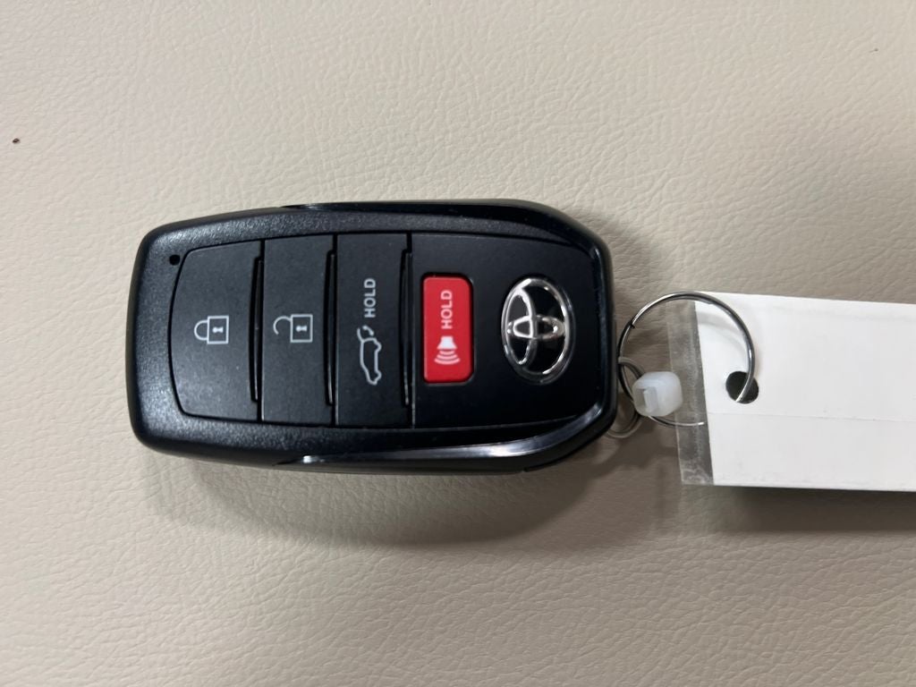 2025 Toyota Highlander Hybrid XLE