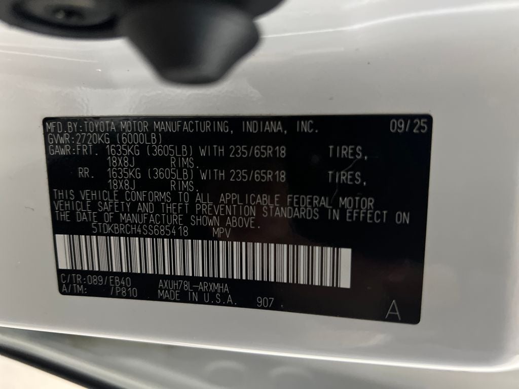 2025 Toyota Highlander Hybrid XLE