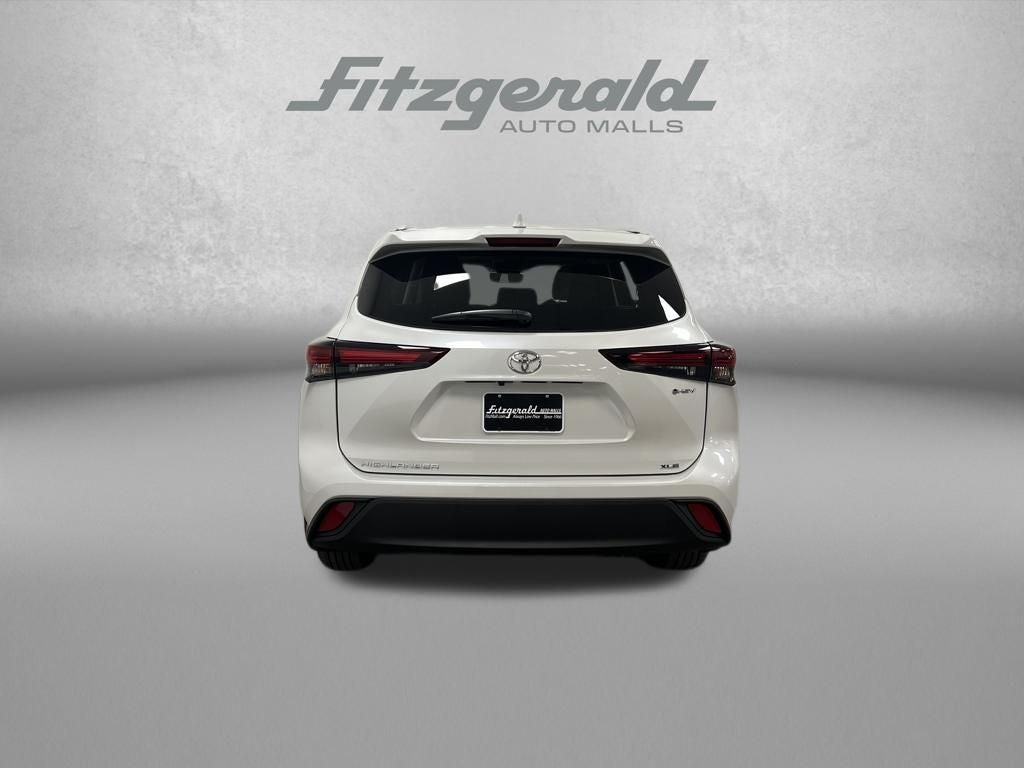 2025 Toyota Highlander Hybrid XLE