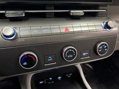 2024 Hyundai Kona SE