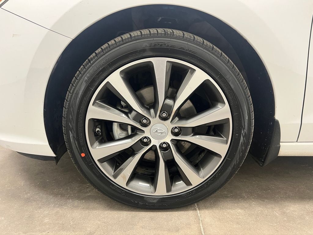 2019 Hyundai Elantra GT Base
