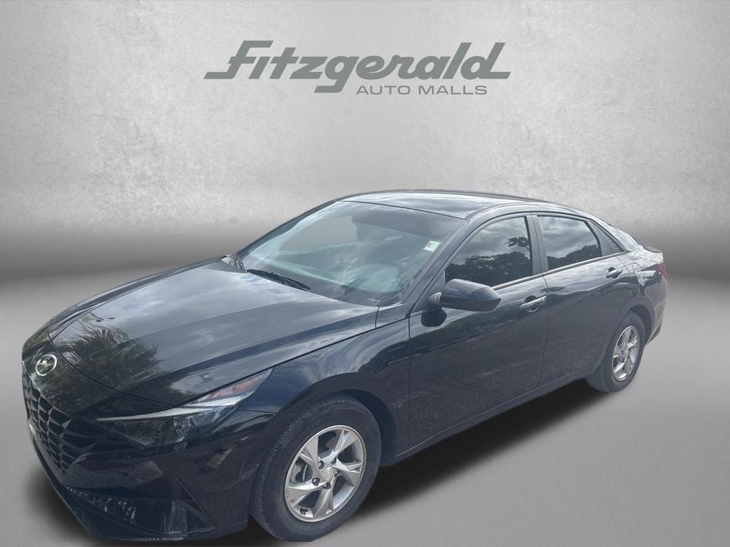 2023 Hyundai Elantra SE