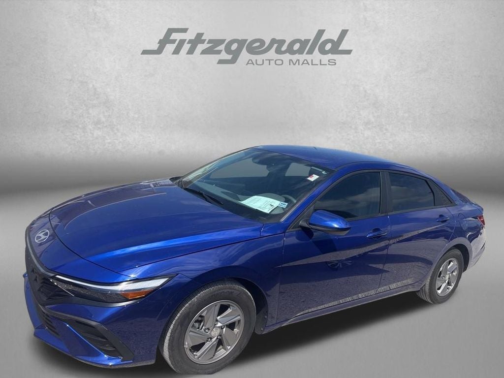 2024 Hyundai Elantra SE