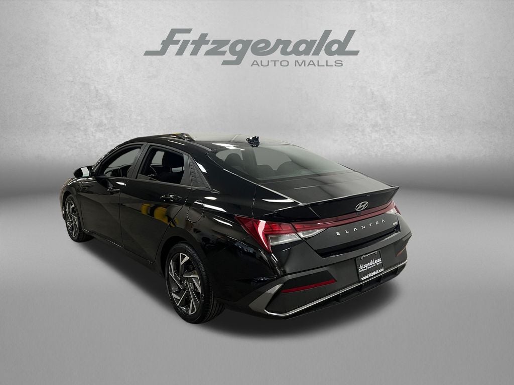 2025 Hyundai Elantra Hybrid SEL Sport