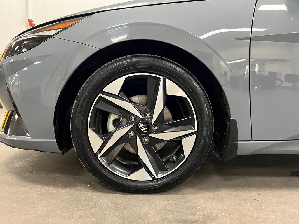 2022 Hyundai Elantra Hybrid Limited