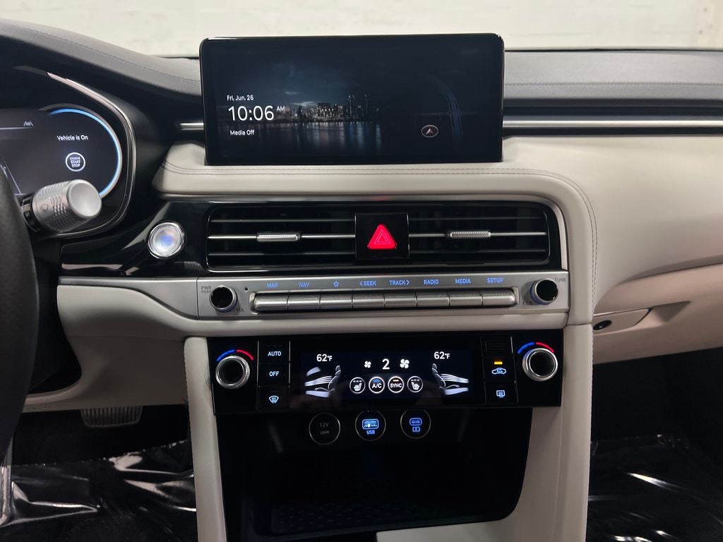 2024 Genesis G70 2.5T