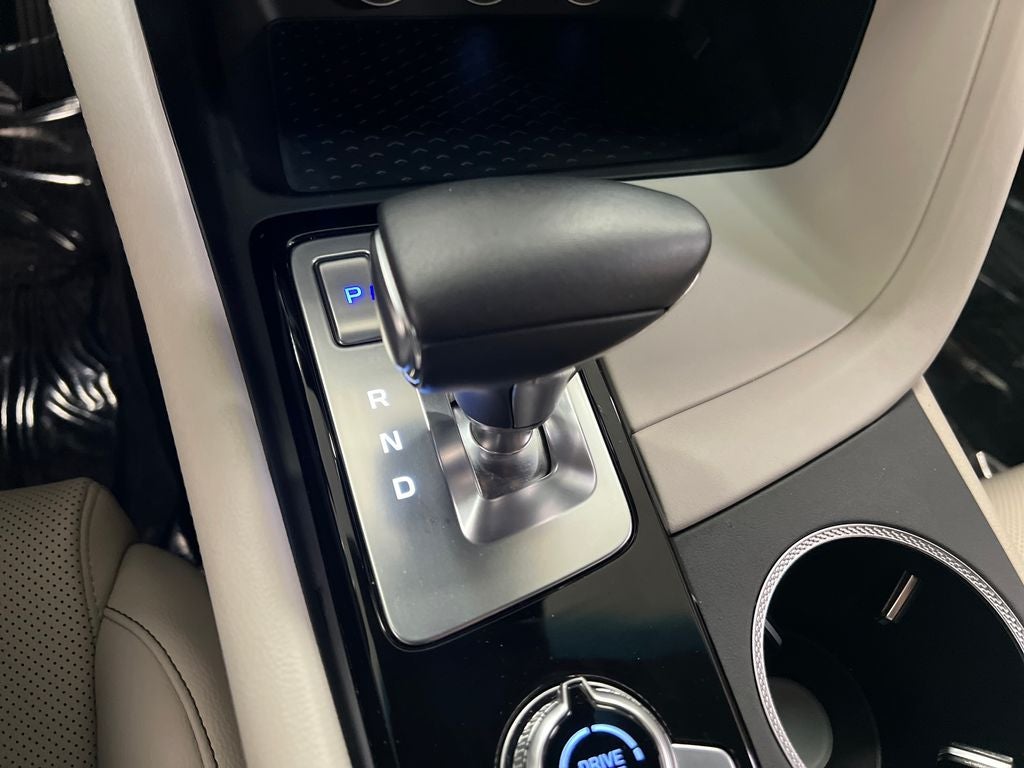 2024 Genesis G70 2.5T