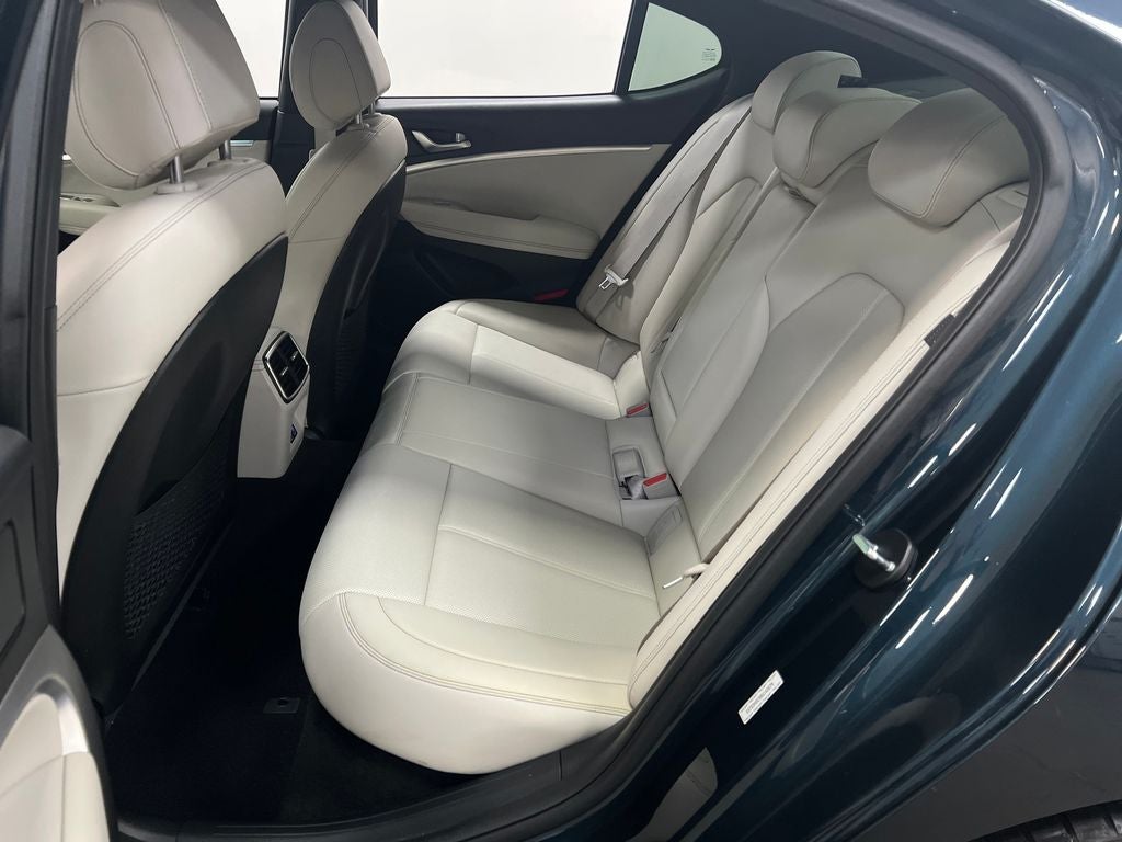 2024 Genesis G70 2.5T