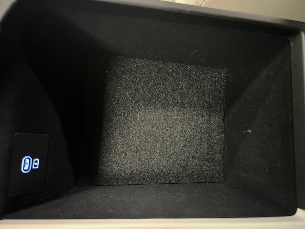 2024 Genesis G70 2.5T
