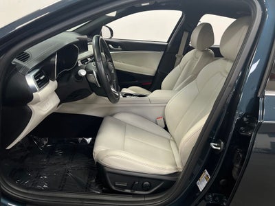 2024 Genesis G70 2.5T