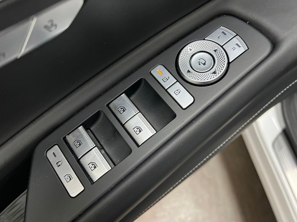 2025 Genesis GV80 2.5T