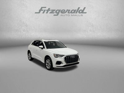 2023 Audi Q3 Premium quattro