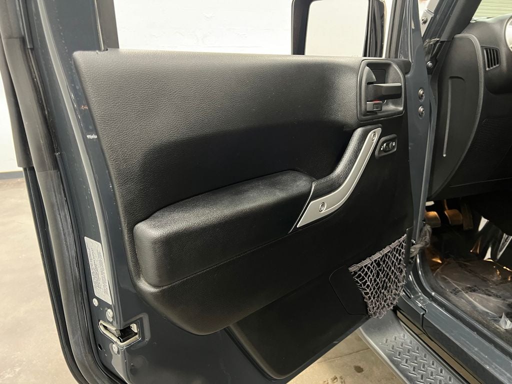 2017 Jeep Wrangler Unlimited Sahara 4x4