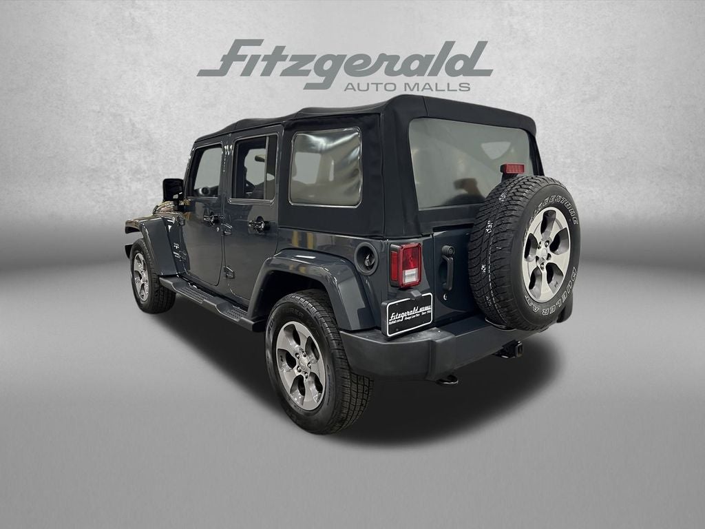 2017 Jeep Wrangler Unlimited Sahara 4x4