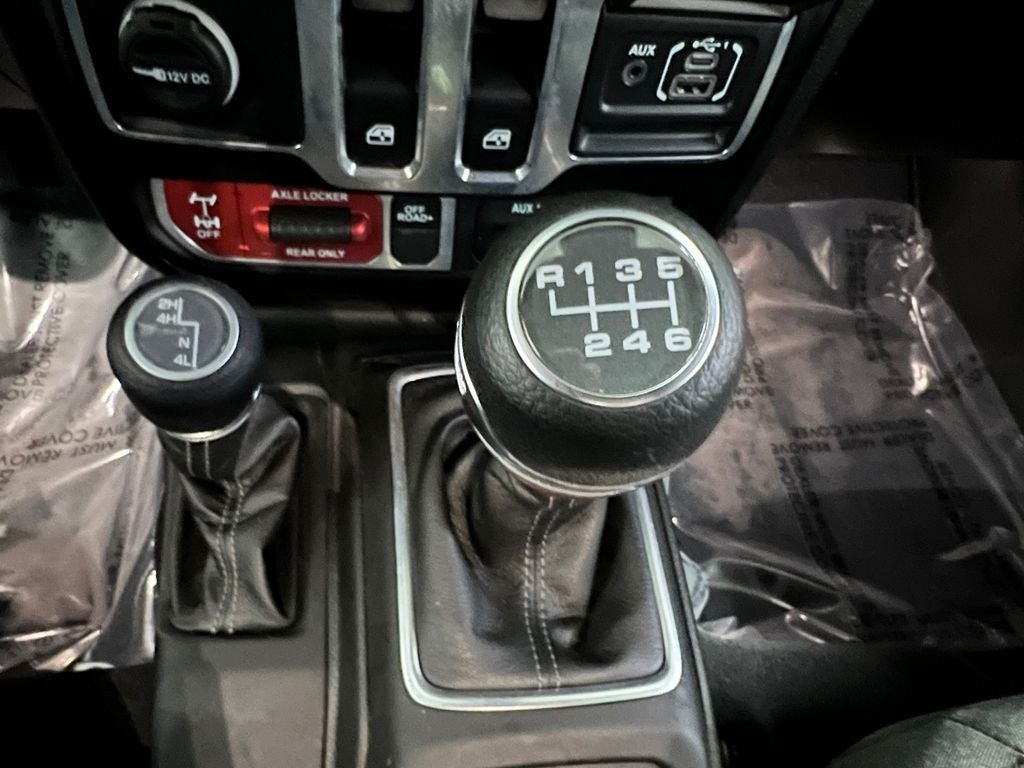 2025 Jeep Wrangler 2-Door Willys 4x4