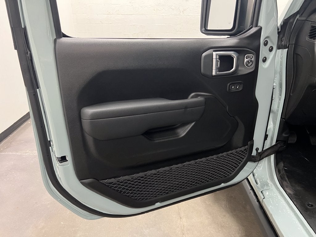 2027 Jeep Wrangler WRANGLER 2-DOOR WILLYS