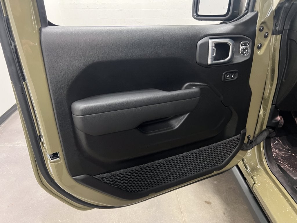 2027 Jeep Wrangler WRANGLER 2-DOOR WILLYS