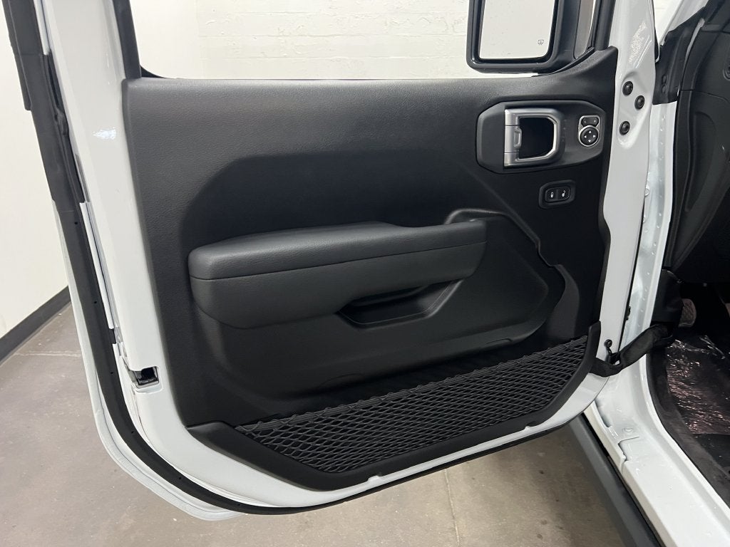 2027 Jeep Wrangler WRANGLER 2-DOOR WILLYS