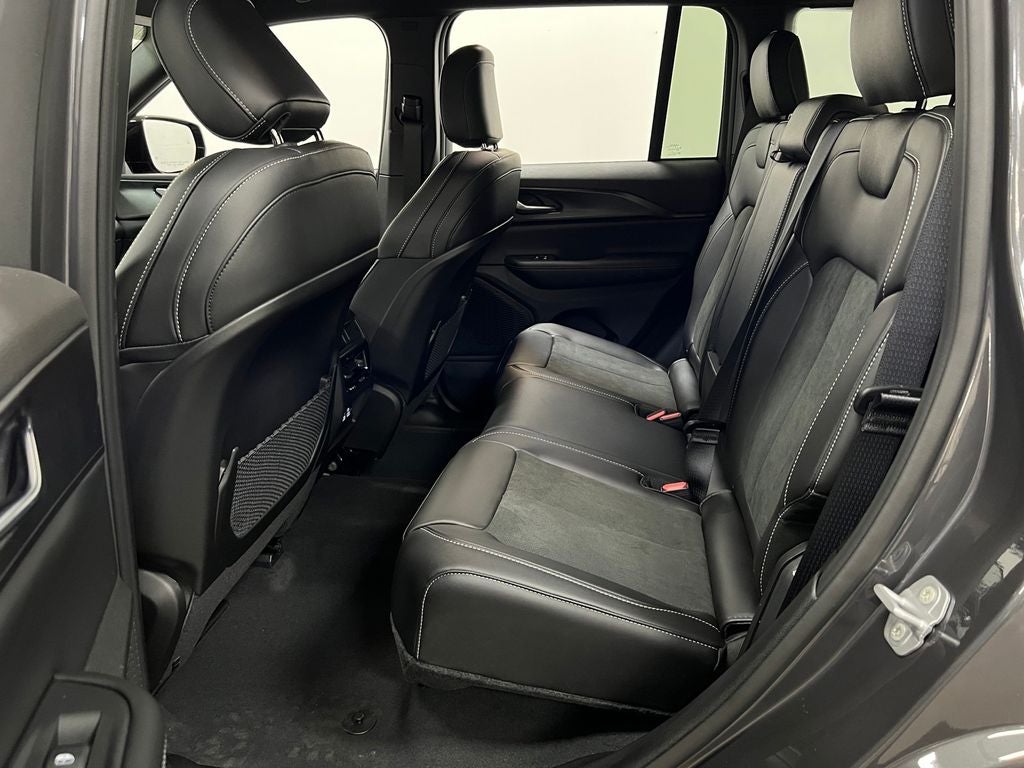 2025 Jeep Grand Cherokee GRAND CHEROKEE ALTITUDE X 4X2