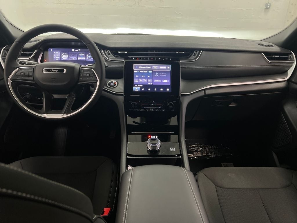 2026 Jeep Grand Cherokee GRAND CHEROKEE LAREDO X 4X2