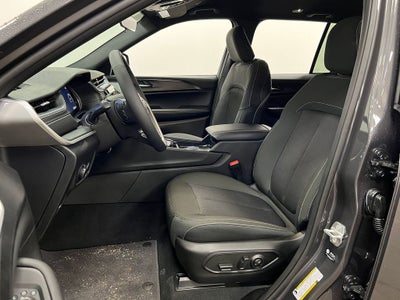 2025 Jeep Grand Cherokee GRAND CHEROKEE LAREDO 4X2