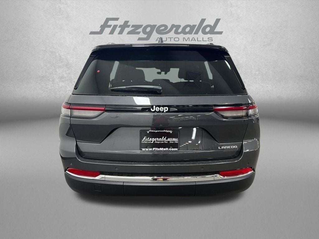 2025 Jeep Grand Cherokee GRAND CHEROKEE LAREDO 4X2