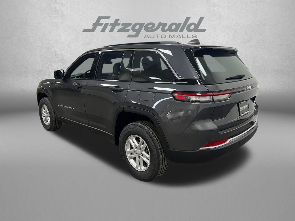 2025 Jeep Grand Cherokee GRAND CHEROKEE LAREDO 4X2