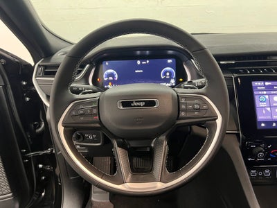 2025 Jeep Grand Cherokee GRAND CHEROKEE LAREDO X 4X2