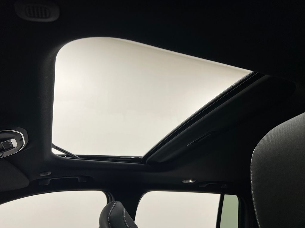 2025 Jeep Grand Cherokee GRAND CHEROKEE LAREDO X 4X2