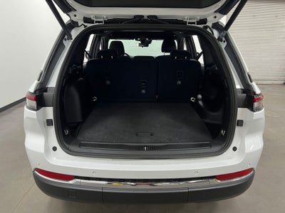 2025 Jeep Grand Cherokee GRAND CHEROKEE LAREDO 4X2