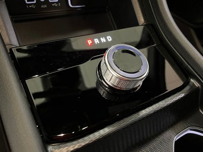 2025 Jeep Grand Cherokee GRAND CHEROKEE LAREDO 4X2