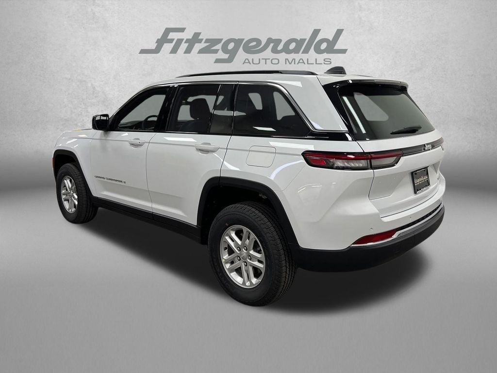 2025 Jeep Grand Cherokee GRAND CHEROKEE LAREDO 4X2