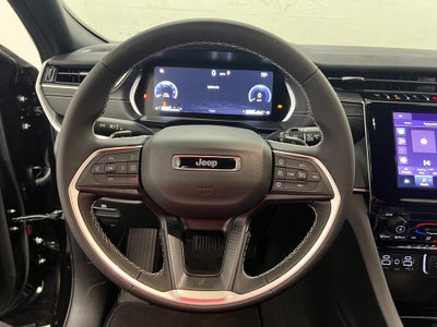 2025 Jeep Grand Cherokee GRAND CHEROKEE LAREDO 4X2