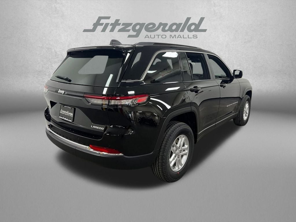 2025 Jeep Grand Cherokee GRAND CHEROKEE LAREDO 4X2