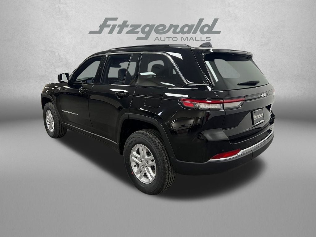 2025 Jeep Grand Cherokee GRAND CHEROKEE LAREDO 4X2