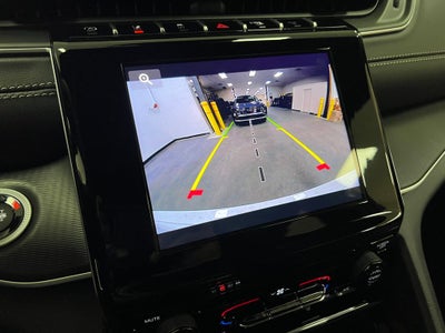 2025 Jeep Grand Cherokee GRAND CHEROKEE LAREDO 4X2