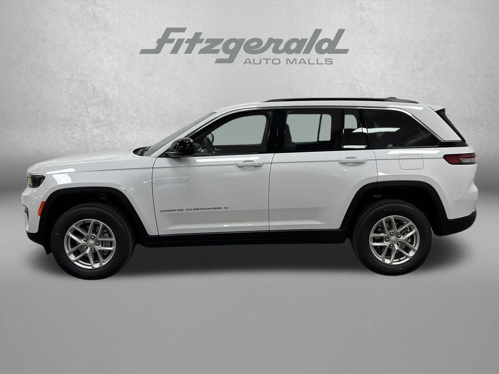 2025 Jeep Grand Cherokee GRAND CHEROKEE LAREDO 4X2