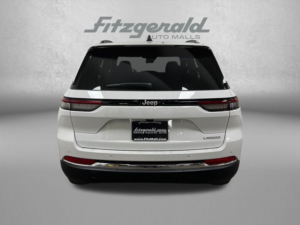 2025 Jeep Grand Cherokee GRAND CHEROKEE LAREDO 4X2