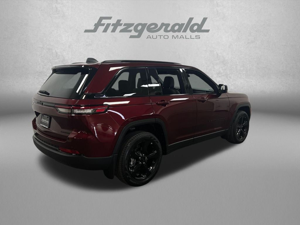 2025 Jeep Grand Cherokee Limited 4x2