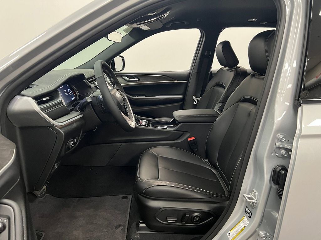 2025 Jeep Grand Cherokee GRAND CHEROKEE LIMITED 4X2